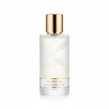 Thé Blanc Eau de Parfum bottle on white background
